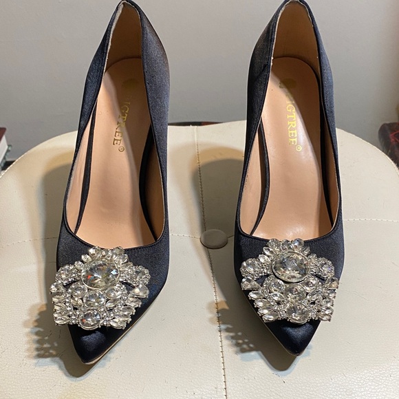 Bigtree Shoes - Elegant Black Satin Heels with Crystal Embellishments